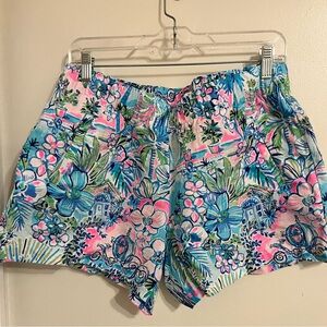 Lilly Loves Disney Cinderella Lilo Linen Shorts Lilly Pulitzer size large